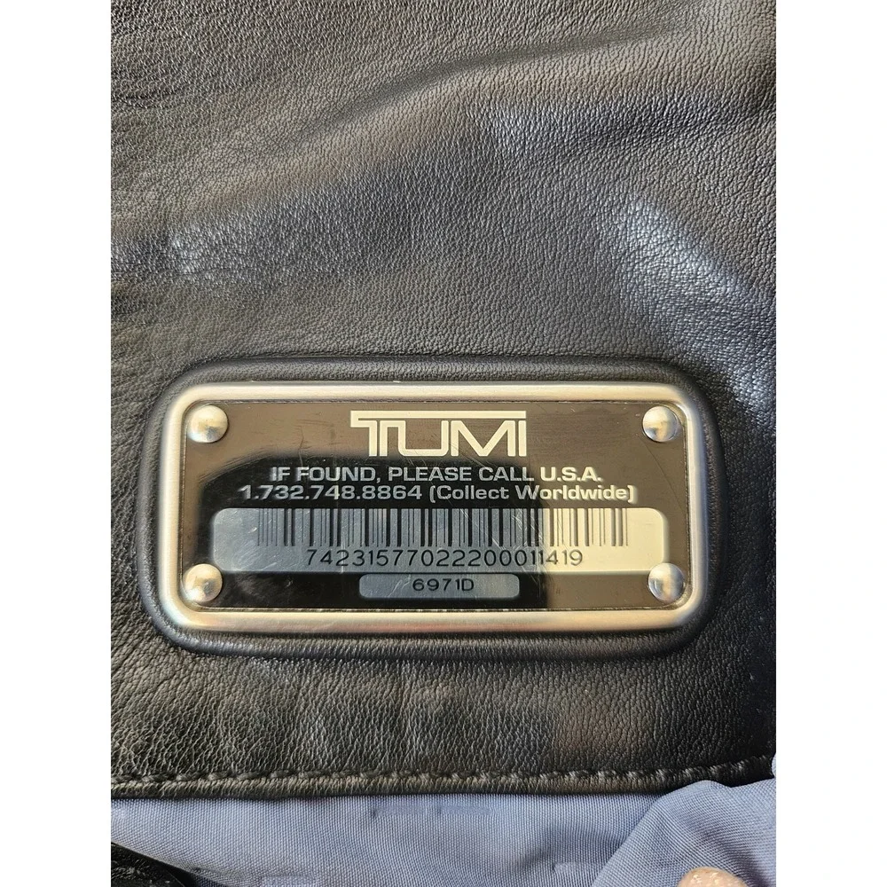 Tumi‎ Leather Cross Bag Messenger Laptop Bag in Black
